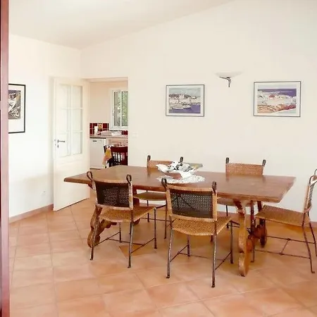Porto-vecchio Sleeps 10 Pool Air Con Wifi * 维琪奥港